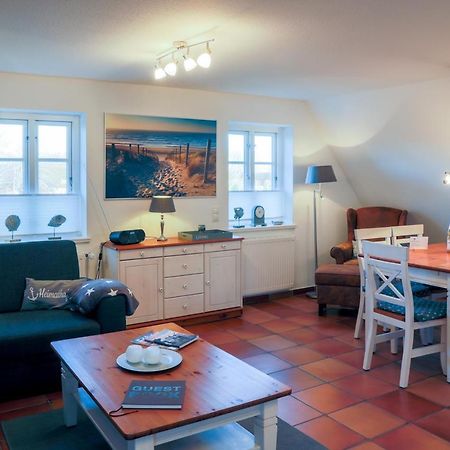 Ferienwohnung Britta Wyk auf Fohr Bagian luar foto