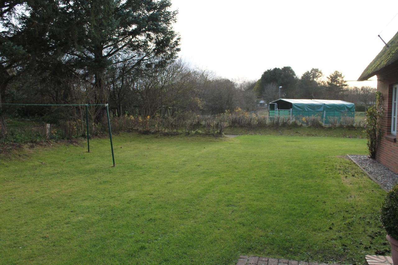 Ferienwohnung Britta Wyk auf Fohr Bagian luar foto