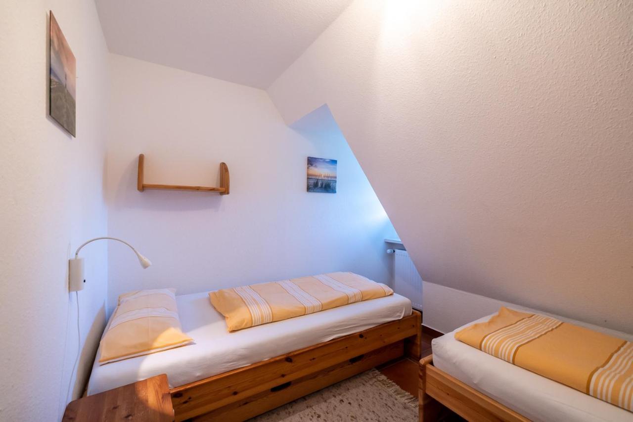 Ferienwohnung Britta Wyk auf Fohr Bagian luar foto