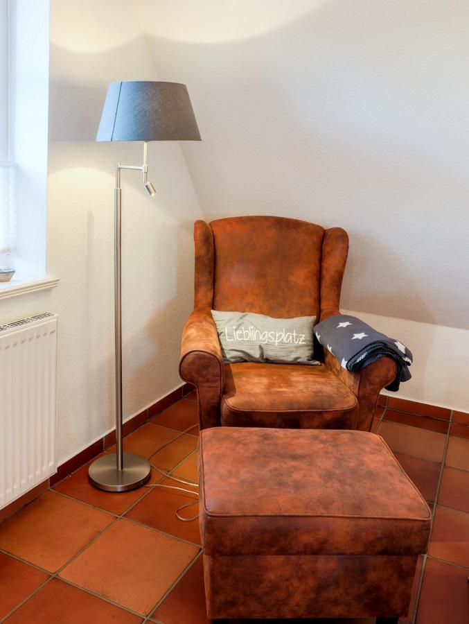 Ferienwohnung Britta Wyk auf Fohr Bagian luar foto